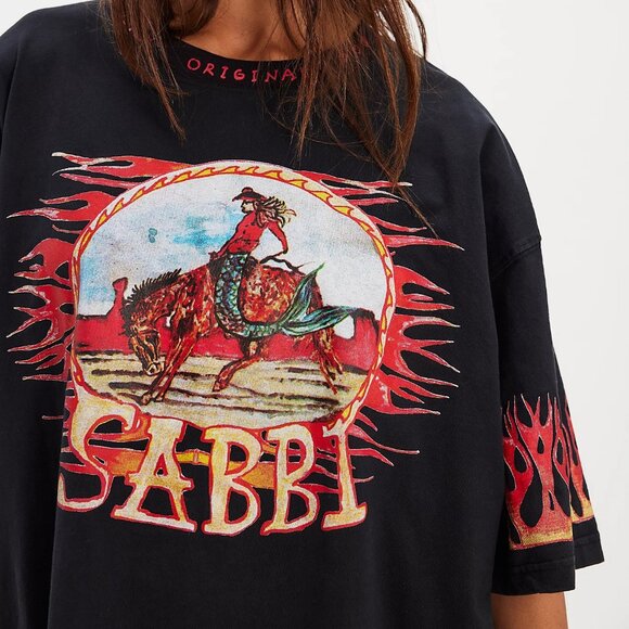 Sabbi Flame Tee - Picture 1 of 3